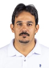 Retrato de KADIM BARBOSA