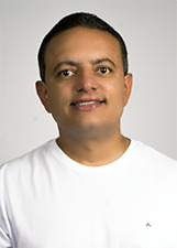 Retrato de LÉO DO AR