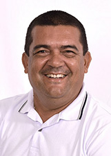 Retrato de EDVALDO DE CARICÉ