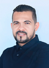 Retrato de LEANDRO CAMPOS