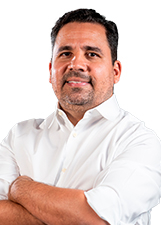 Retrato de MOISÉS FILHO