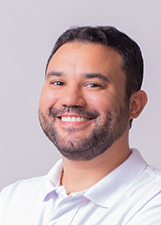 Retrato de DR. SAMUEL LEAL