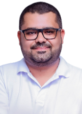 Retrato de VICTOR MOTA