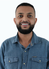 Retrato de CHARLINHO