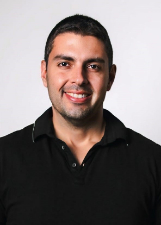 Retrato de RENAN CURY
