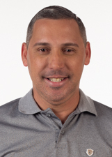 Retrato de ALAN MANSUR