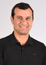 Retrato de JUNINHO DA SANTA CLARA