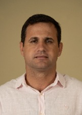 Retrato de TIAGO GARNIER