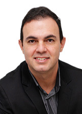 Retrato de RAFAEL COUTO