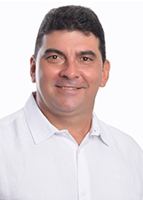 Retrato de SUETONEO MOURA