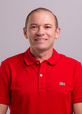 Retrato de NILCIMAR FONTES