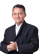 Retrato de ADIL OI