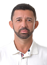 Retrato de RAUL BEZERRA
