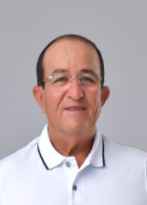 Retrato de LUIZ AQUINO
