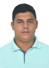 Retrato de ADIEL SANTOS