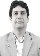Retrato de FÁBIO TARGINO