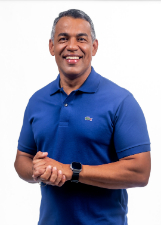 Retrato de SIDERLANE MENDONÇA