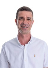 Retrato de TONY DE CAMPINHOS