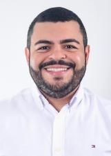Retrato de DARLLAN CAETANO