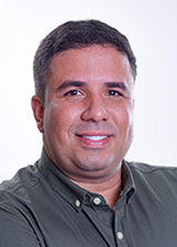 Retrato de RAMON MENEZES