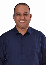 Retrato de RICARDO PIRES