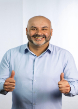 Retrato de FLÁVIO CABRAL
