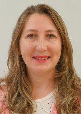Retrato de IVETE NATALIA NIESEIUR