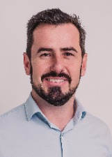 Retrato de MICHAEL KUHN