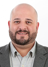 Retrato de ALBERTO TRICHEZ