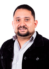 Retrato de CLEOMAR SILVA
