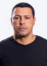 Retrato de AIRTON ORTIZ