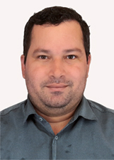 Retrato de LEO SILVA
