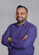 Retrato de TIAGO VIOLA