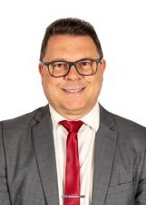 Retrato de DONIZETE LINS