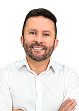 Retrato de JOÃO NILSO DE OLIVEIRA