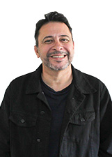 Retrato de LAUDENIR LEONEL, O SERTÃO