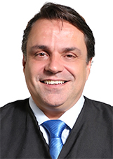Retrato de JEAN DORNELAS