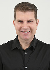 Retrato de FERNANDO ITAPUÃ