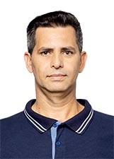Retrato de LUCIANO LIMA
