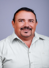 Retrato de EDSON GANDOLFI