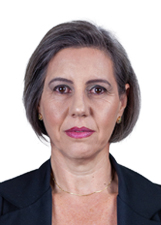Retrato de VIVIANE SILVEIRA
