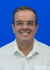 Retrato de MARCELO VILARES