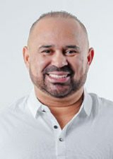 Retrato de ADRIANO TICA
