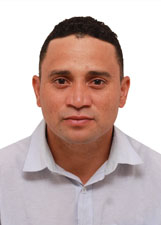 Retrato de JAMES VAQUEIRO