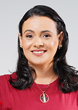 Retrato de LÉIA MOTA