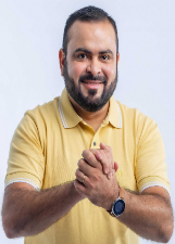 Retrato de CAREQUINHA PONTES