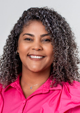 Retrato de LUCIANA TAVARES