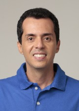 Retrato de TONY LINHARES
