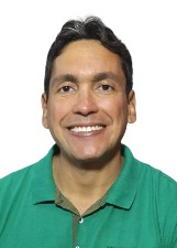 Retrato de ÍCARO TOLENTINO