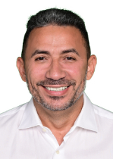 Retrato de EMANUEL ACRIZIO